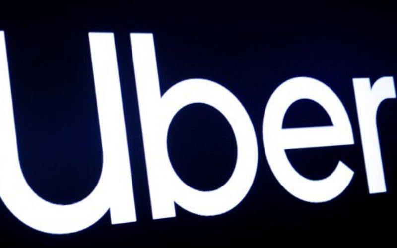 Covid-19-Etats-Unis-Uber-licencie-ses-employes-par-visio-conference