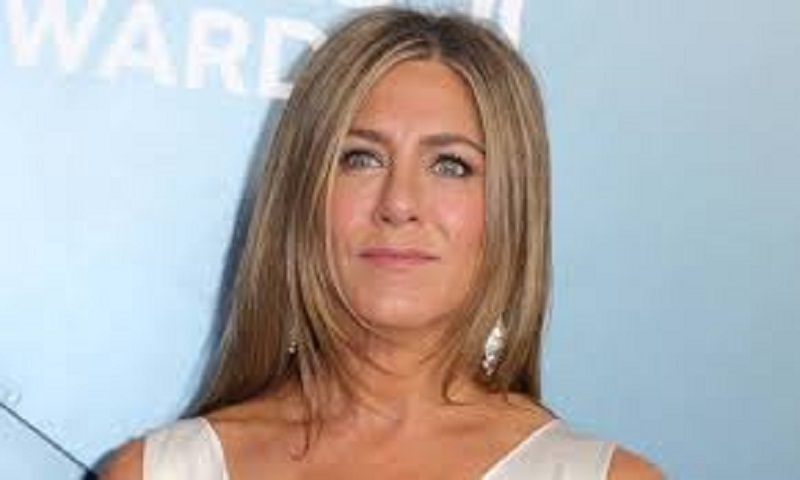 Covid-19-Jennifer-Aniston-lynchee-pour-cette-photo-jugee-inappropriee-en-pleine-pandemie
