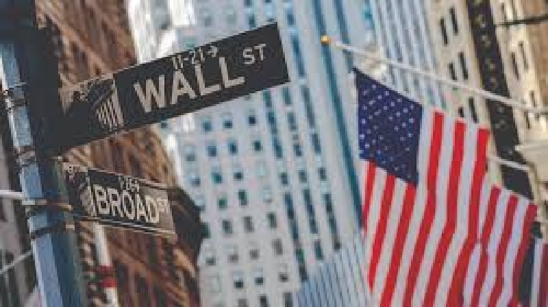 Covid-19-aux-USA-la-bourse-de-Wall-Street-en-baisse-a-louverture-ce-lundi