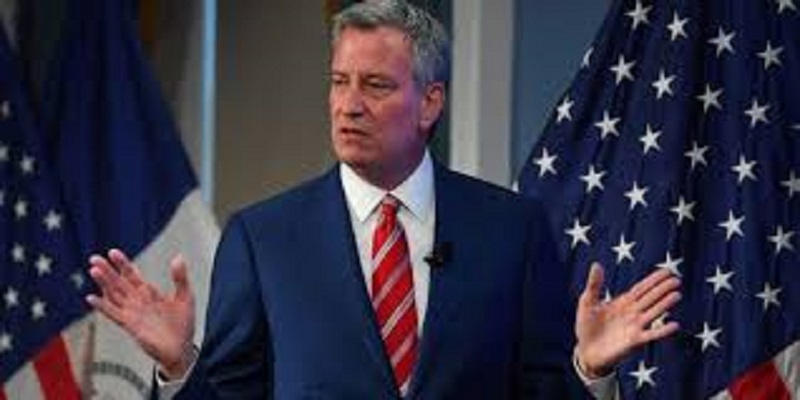 Covid-19-le-maire-de-New-York-met-en-garde-contre-les-funerailles-publiques