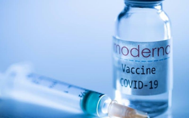 Covid-19-le-vaccin-de-Moderna-existe-depuis-janvier-2020-et-a-ete-mis-au-point-en-un-week-end