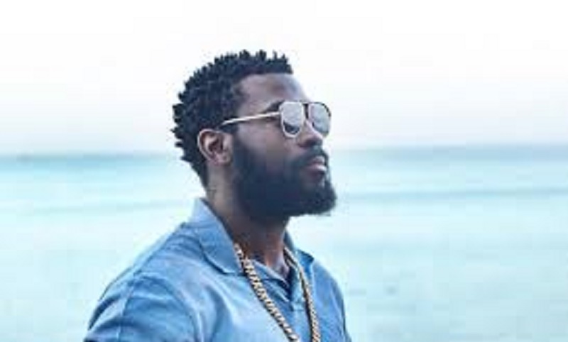 Damso-les-pre-commandes-de-QALF-connaissent-deja-un-succes-enorme