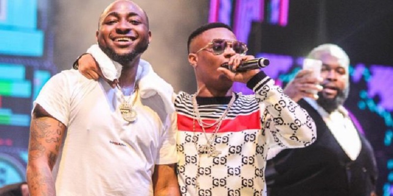 Davido-est-plus-responsable-que-Wizkid-dixit-un-pasteur-prechant-a-leglise