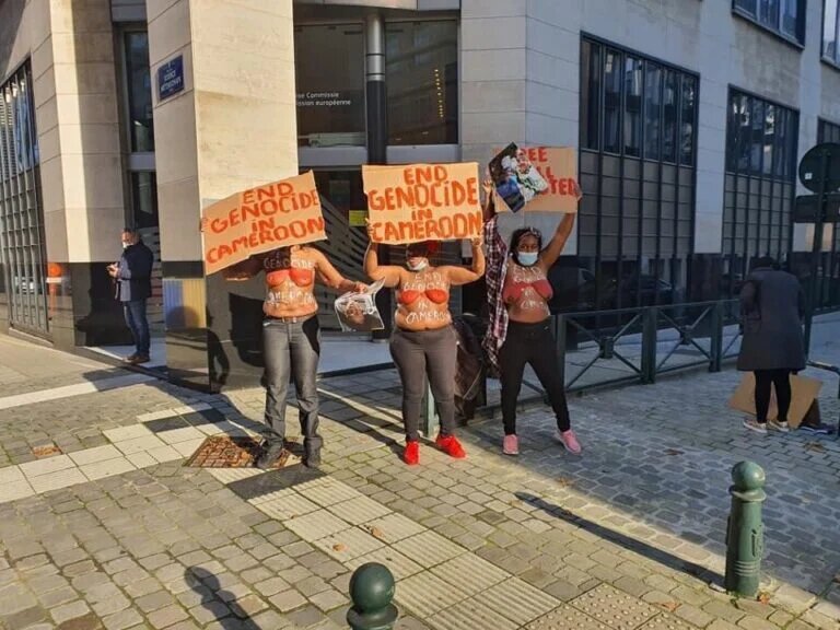Des-Camerounaises-a-Bruxelles