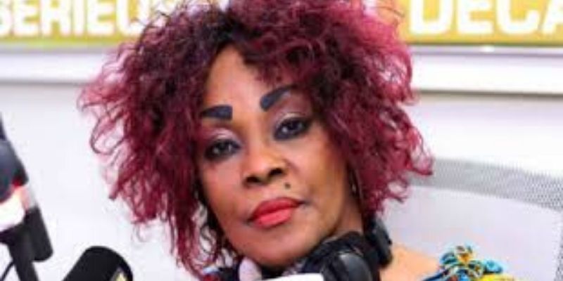 Dj-Arafat-en-colere-son-oncle-Zopo-fait-de-graves-revelations-sur-Tina-Glamour