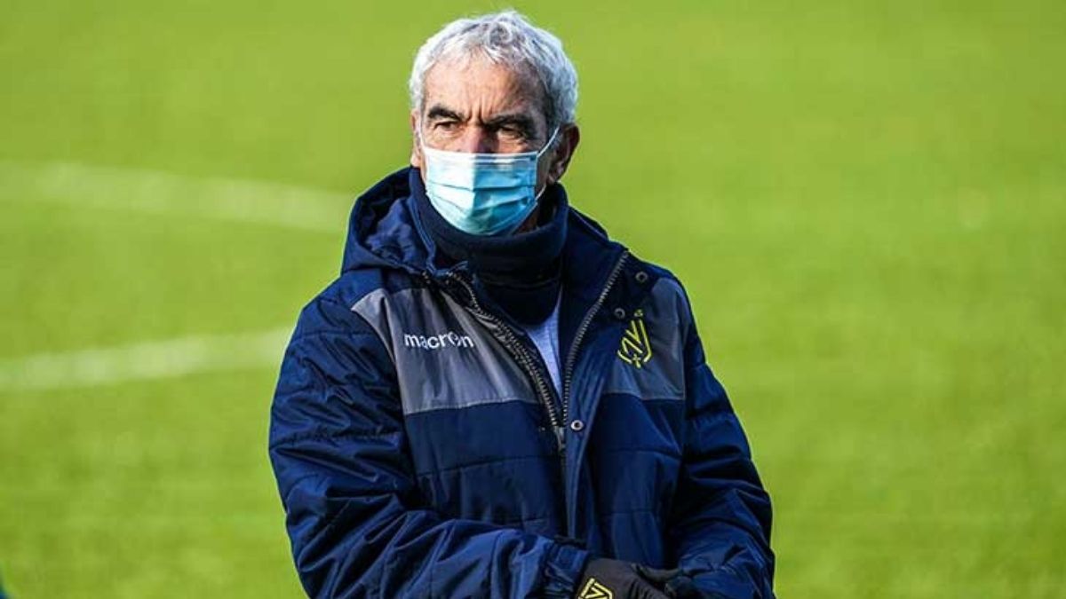 Domenech-Jaurais-aime-prendre-Maradona-mais-il-est-mort