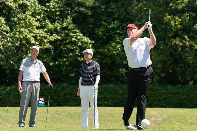 Donald-Trump-son-gros-mensonge-pour-aller-discretement-golfer