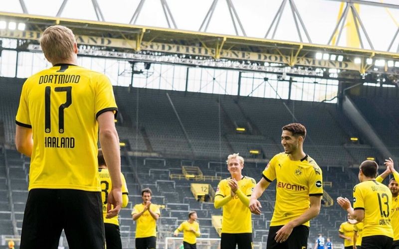 Dortmund-Haaland-deja-buteur-a-la-reprise-de-la-Bundesliga