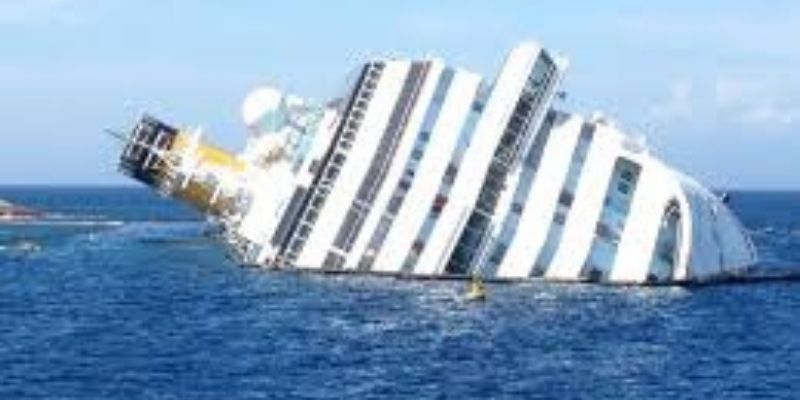 Drame-un-ferry-sechoue-avec-430-personnes-a-video