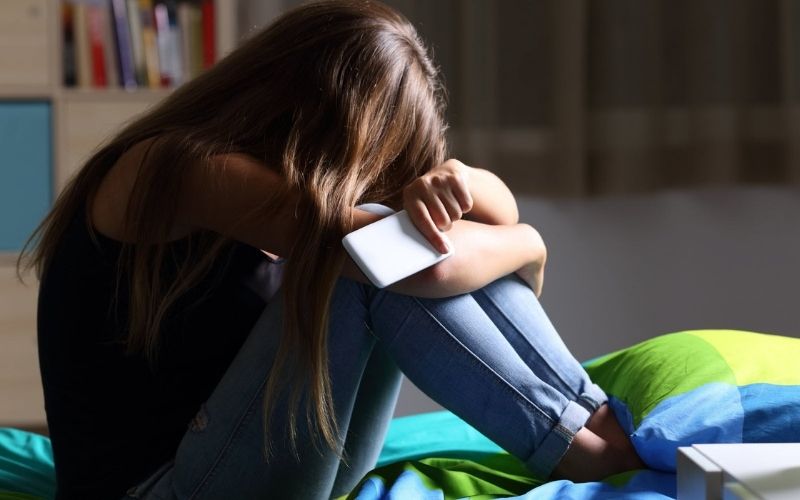 Elle-lui-envoie-3-000-mails-pensant-quil-laime-ce-qui-arrive-ensuite