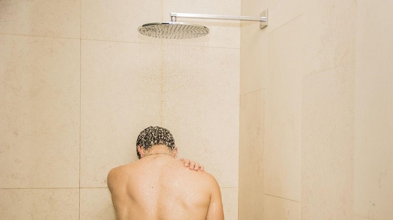 En-arretant-de-se-doucher-cet-homme-a-pris-la-meilleure-decision-de-sa-vie