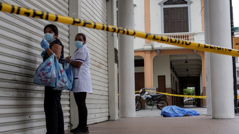 Equateur-les-corps-des-victimes-du-coronavirus-gisent-dans-les-rues