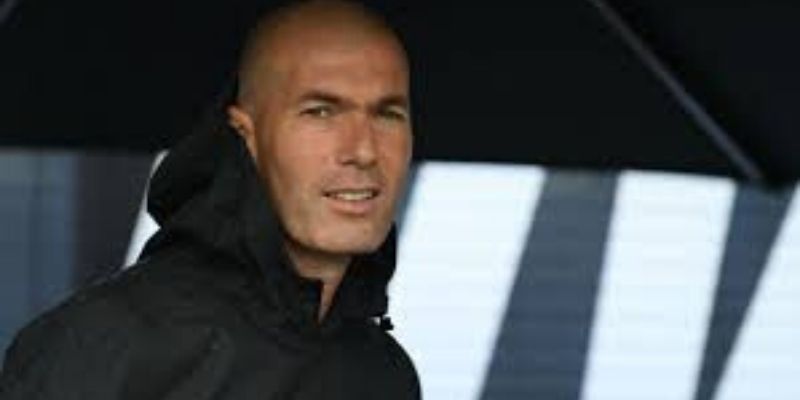 Equipe-de-France-Zidane-pour-remplacer-Deschamps