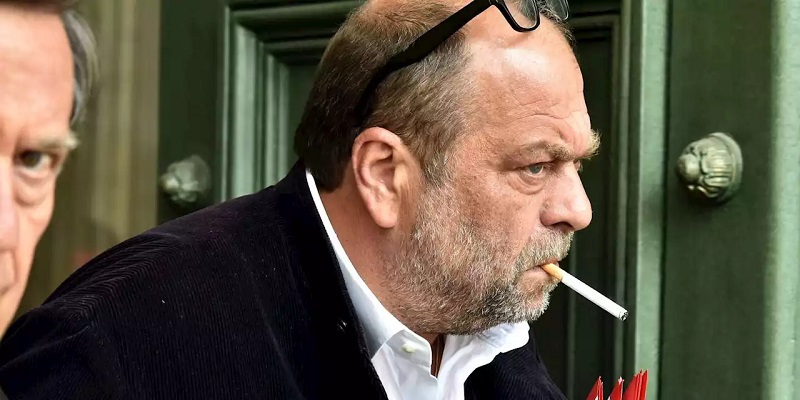Eric-Dupond-Moretti-et-la-cigarette-il-ne-peut-pas-sen-empecher