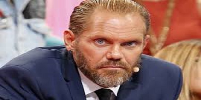 Espagne-une-porn-star-arretee-apres-la-mort-dun-homme-empoisonne-au-venin-de-crapaud-lors-dun-rituel-mystique