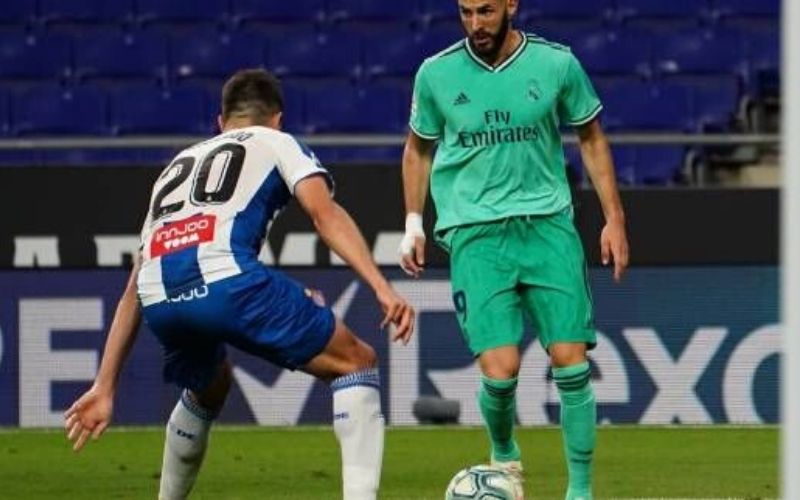 Espanyol-Real-Madrid-Zidane-reagit-au-geste-de-grande-classe-de-Benzema