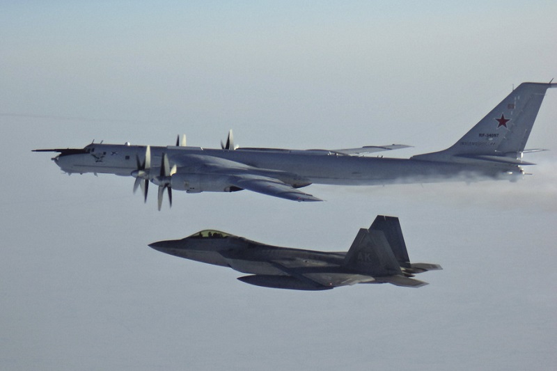 Etats-Unis-4-avions-de-reconnaissance-russes-interceptes-au-large-de-lAlaska