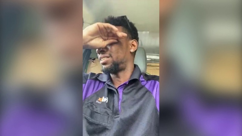 Etats-Unis-un-chauffeur-noir-FedEx-en-larmes-apres-setre-fait-insulter-et-cracher-dessus