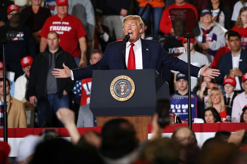 Etats-Unis-une-clause-coronavirus-pour-les-participants-a-un-meeting-de-Trump