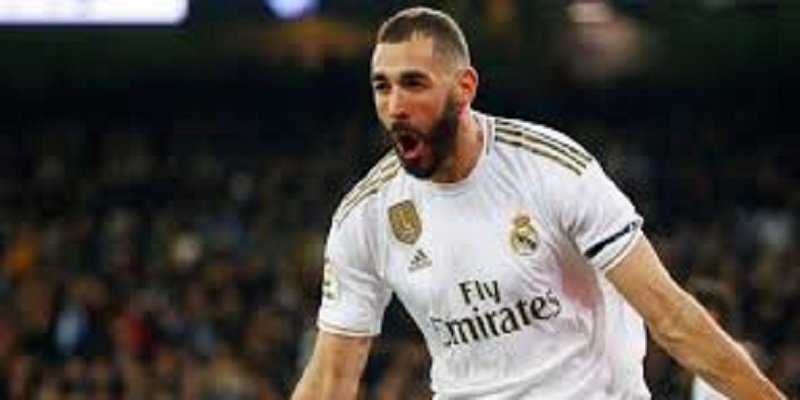 Fabio-Capello-Benzema-est-devenu-une-reference-pour-le-Real-Madrid