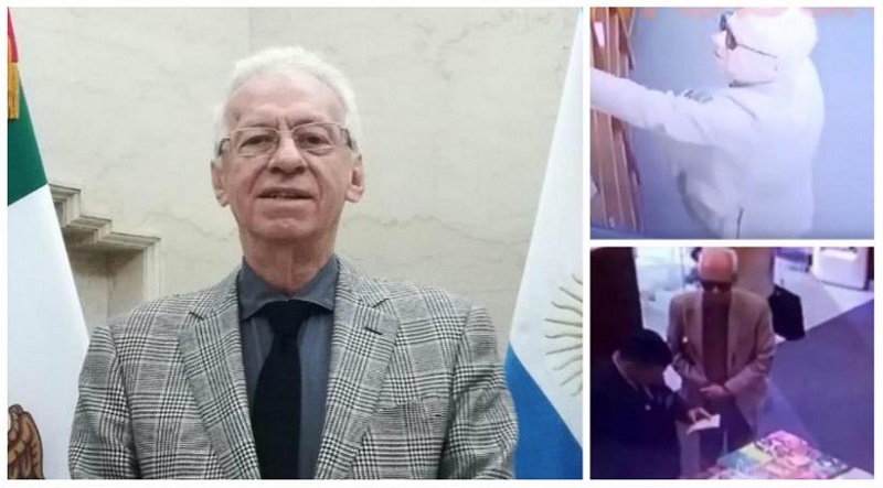 Filme-en-train-de-voler-un-livre-lambassadeur-mexicain-en-Argentine-demissionne-video