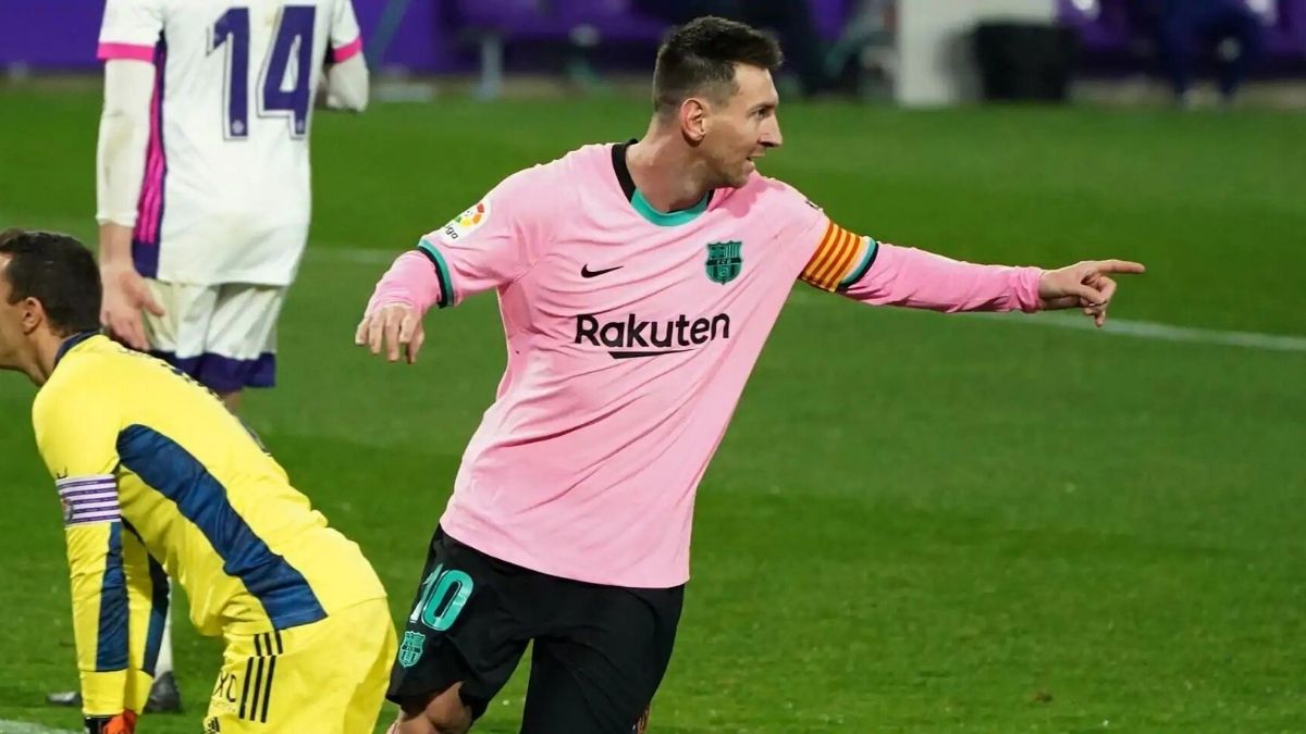 Foot-Messi-depasse-Pele