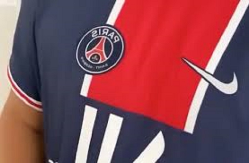 Football-DJ-Snake-devoile-le-nouveau-maillot-du-PSG-ce-mercredi-1er-juillet