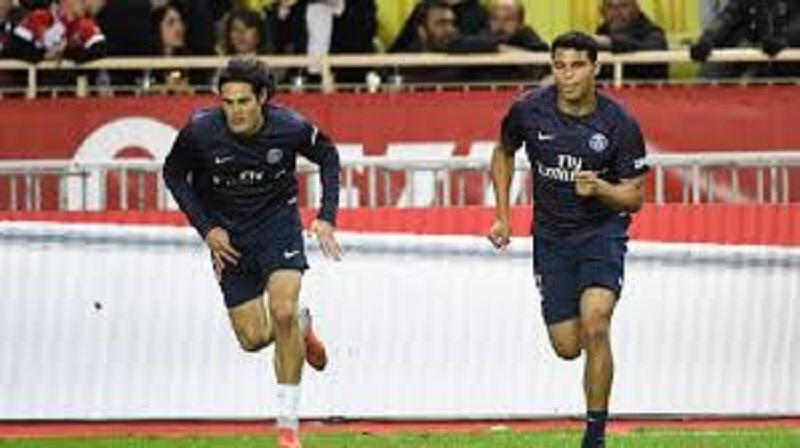 Football-Edinson-Cavani-et-Thiago-Silva-vont-quitter-le-PSG