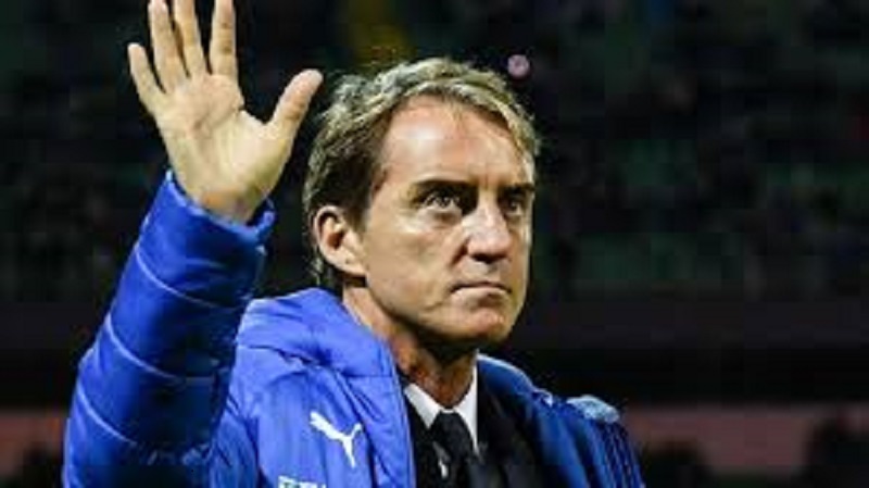 Football-Mancini-triste-de-voir-Mario-Balotelli-sans-club