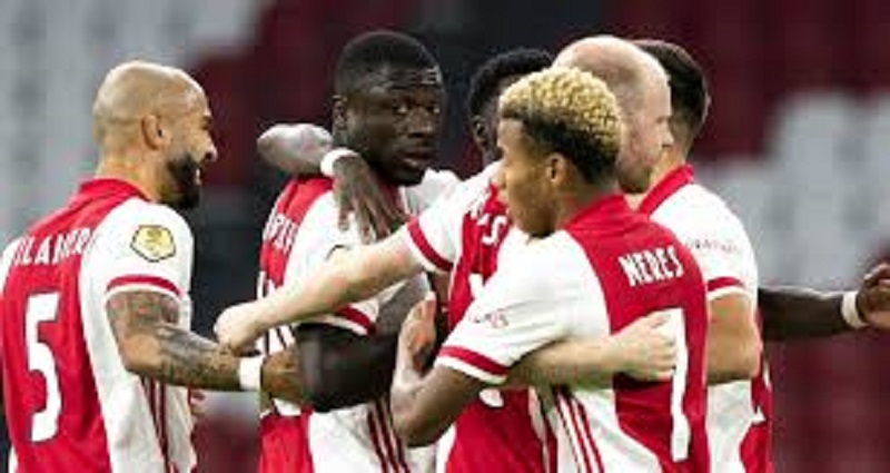 Football-cet-international-ivoirien-attendu-a-lAjax