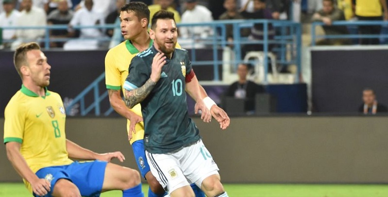 FootballMessi-fait-son-come-back-avec-lArgentine-mais-reste-loin-derriere-Cristiano-Ronaldo
