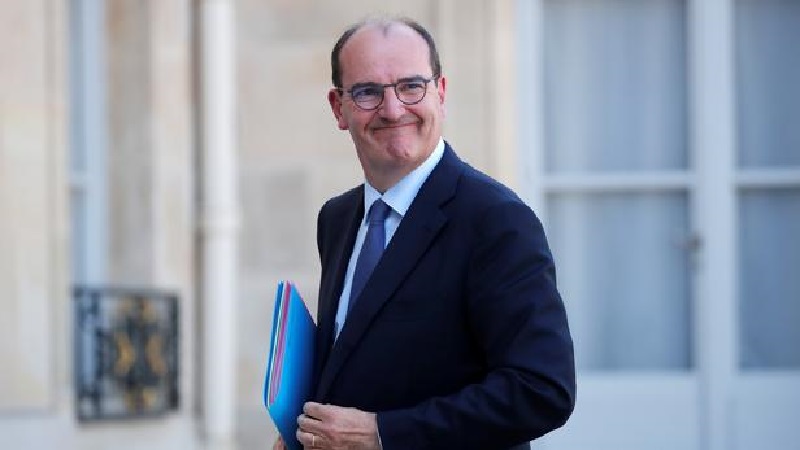 Weekly cabinet meeting in Paris