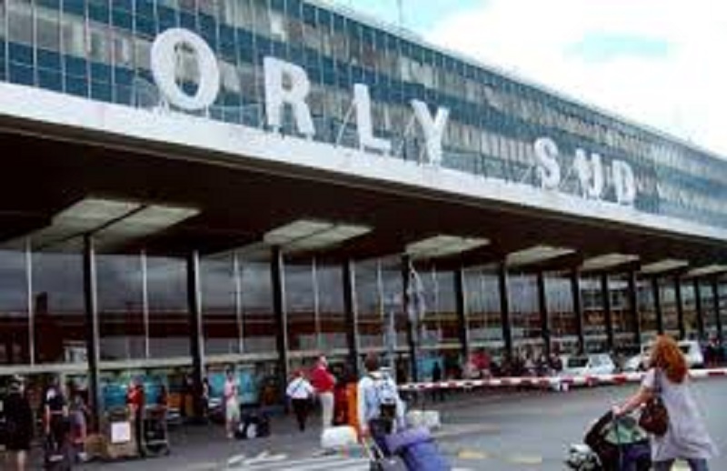 France-Coronavirus-laeroport-dOrly-est-vide-dhommes