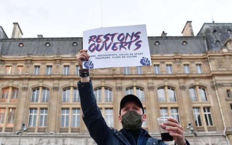 France-Couvre-feu-les-restaurateurs-lont-mauvaise