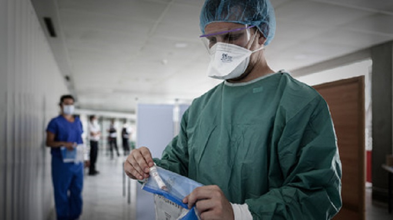 France-Covid-19-des-etudiants-en-medecine-devront-rendre-leur-prime