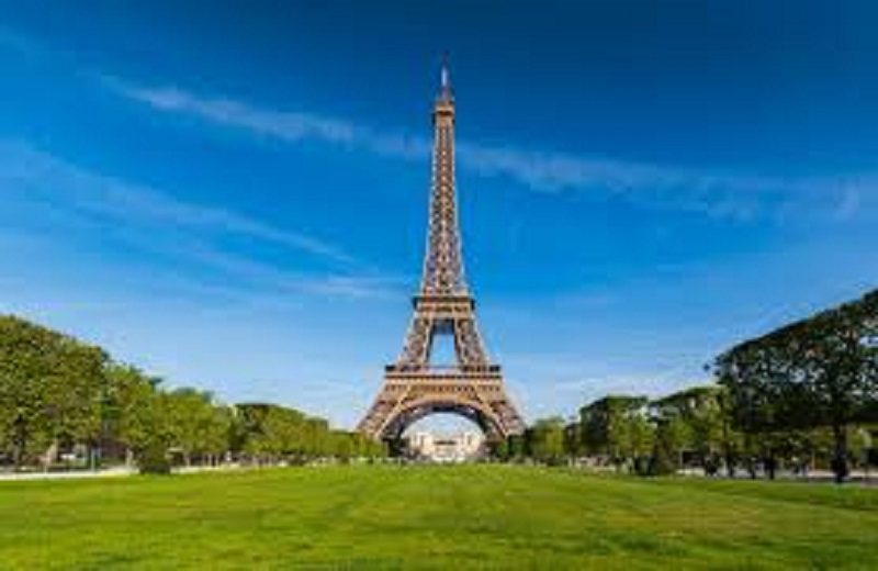 France-Deconfinement-des-monuments-et-lieux-touristiques-rouvriront-a-tour-de-role