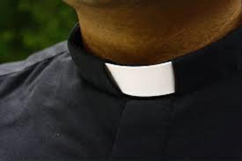 France-Eglise-catholique-7-femmes-postulent-a-des-fonctions-ecclesiales