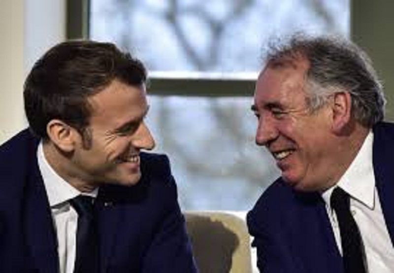 France-Emmanuel-Macron-aurait-un-bon-plan-pour-Francois-Bayrou-le-3-septembre-prochain