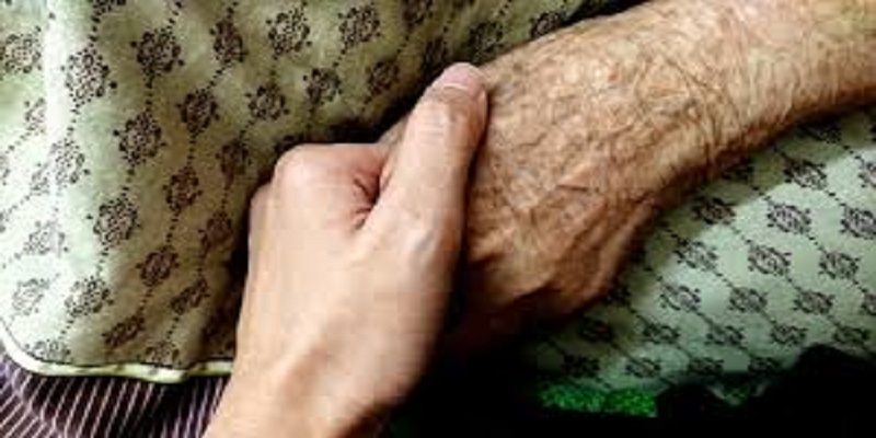 France-Euthanasie-une-centenaire-entame-une-greve-de-la-faim-pour-reclamer-le-droit-a-mourir
