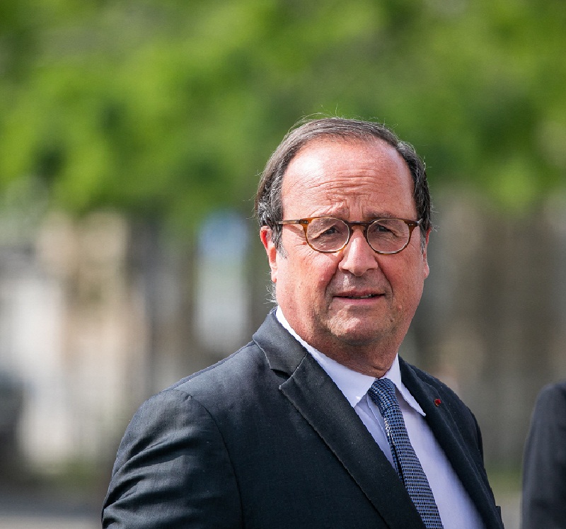 France-Francois-Hollande-blesse-a-la-tete-apres-une-chute-a-St-Malo