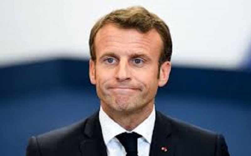 France-Macron-complimente-Raoult-mais-assure-quil-ne-prendra-pas-de-chloroquine