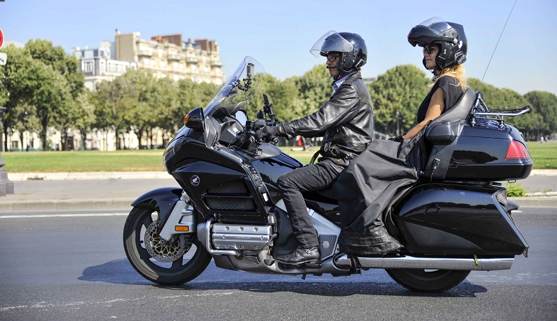 France-Uber-lance-ses-taxis-moto-des-aujourdhui-a-Paris