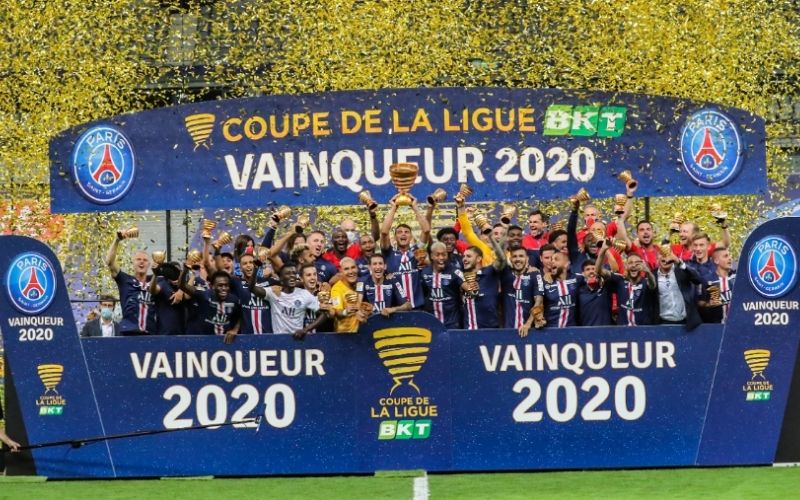 France-le-PSG-bat-Lyon-et-remporte-la-derniere-Coupe-de-la-Ligue-de-lhistoire