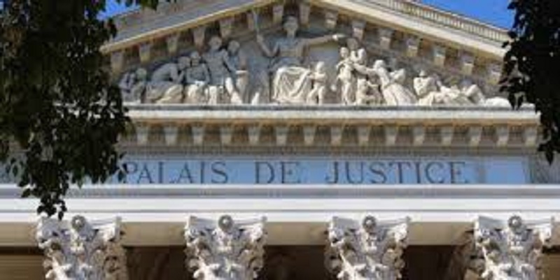 France-un-homme-se-suicide-dans-un-palais-de-justice