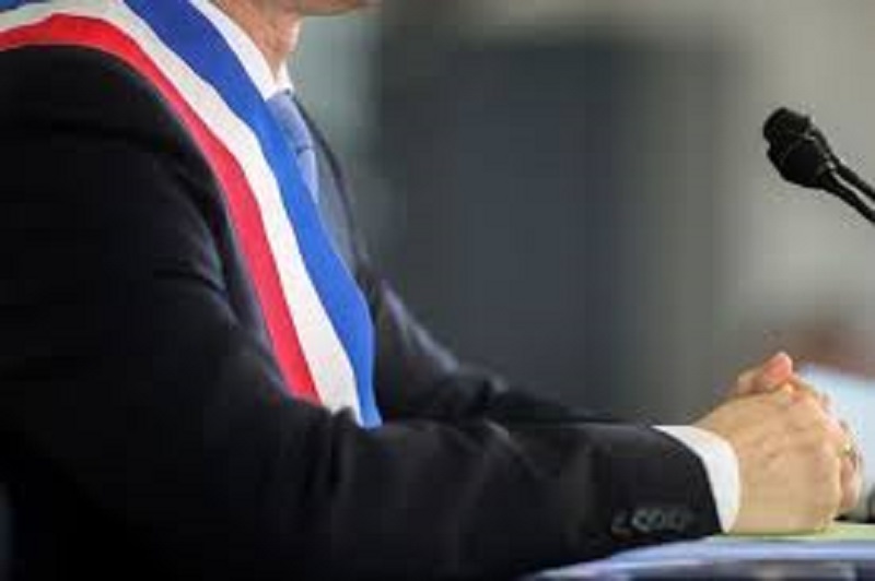 France-un-maire-frappe-apres-setre-plaint-de-tapage-nocturne