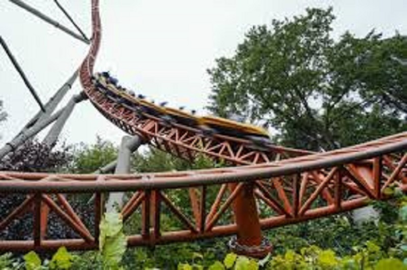 France-une-femme-decede-apres-une-chute-dans-un-parc-dattractions