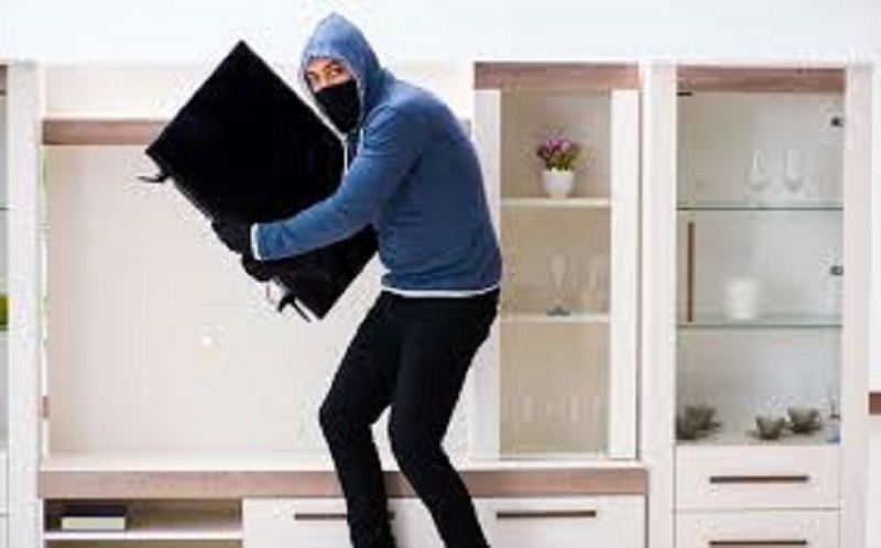 France-une-princesse-saoudienne-victime-dun-vol-a-plus-dun-milliard-de-FCFA