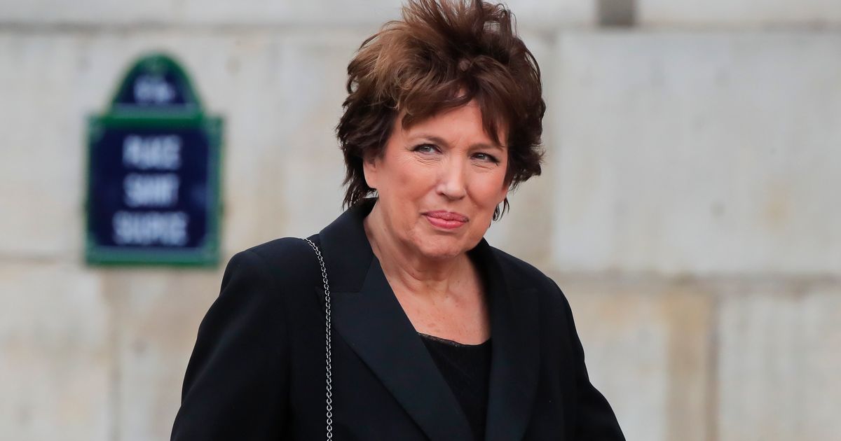 France-zoom-sur-la-ministre-de-la-Culture-Roselyne-Bachelot