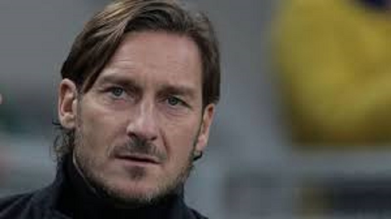 Francesco-Totti-la-legende-du-football-se-lance-dans-une-reconversion