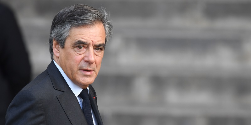 Francois-Fillon-ce-confortable-salaire-auquel-il-a-renonce-apres-sa-condamnation